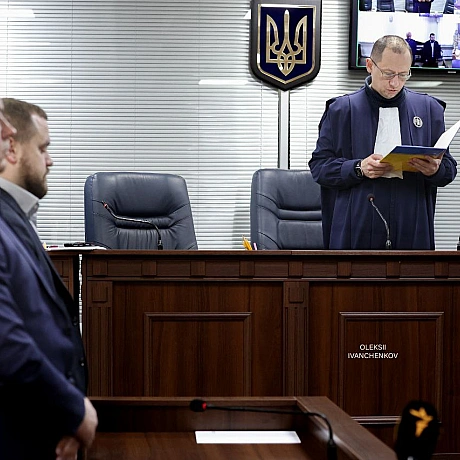 ​⚡️ ВАКС обрав запобіжний захід полковнику СБУ Компаниченку​Суд відправив підозрюваного під варту на 60 діб (до 25 квітня).​Го... - Репортер інформує on we.ua