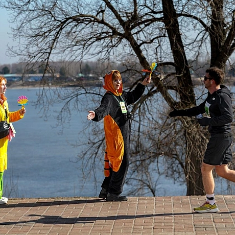 В Києві відбувся благодійний забіг NOVUS Десятка Незламності 2026 від Run Ukraine. Цьогорічна подія об’єднала тисячі учасників з... - Репортер інформує на weua.dev