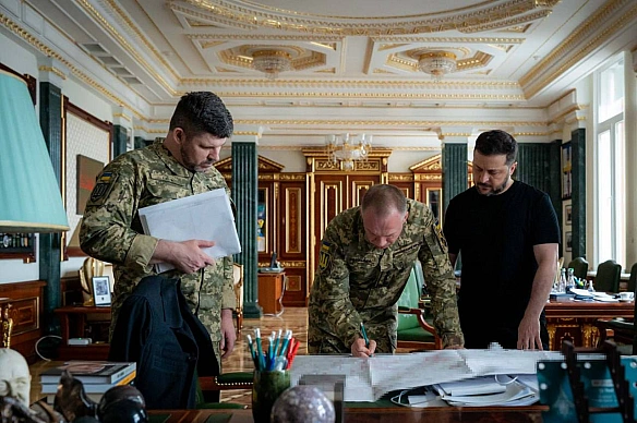 На Олександрівському та Покровському напрямках сконцентровані найбільші зусилля армії рф, а відповідно і наша протидія, - Зелен... - UkraineNow на we.ua