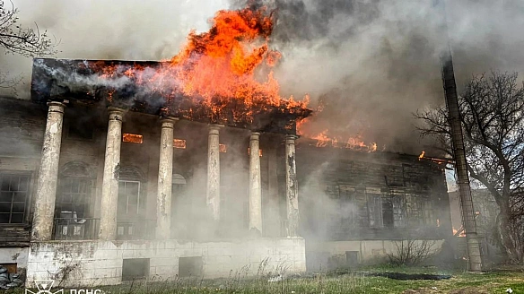 росіяни поцілили дроном в культурну пам’ятку XIX століття на Харківщині, де гостював Сковорода, — ДСНССадибу Донців-Захаржевсь... - UkraineNow on we.ua