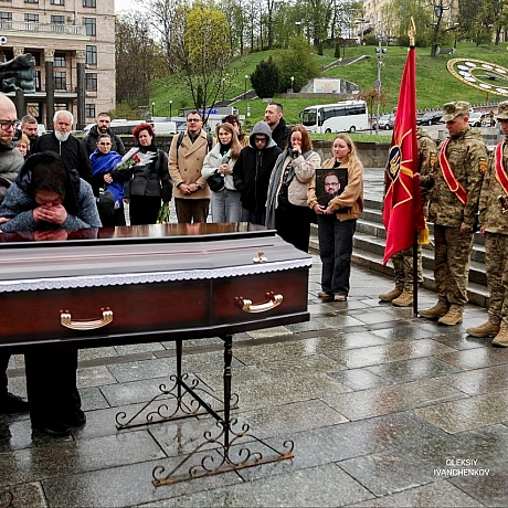 Артур Петров був людиною, яка поєднувала у собі два світи: світ щирого сміху та світ запеклої боротьби. Відомий як один із найдо... - Репортер інформує on we.ua