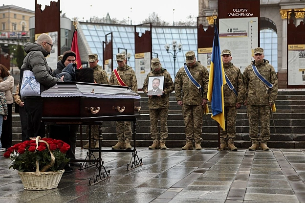 Артур Петров був людиною, яка поєднувала у собі два світи: світ щирого сміху та світ запеклої боротьби. Відомий як один із найдо... - Репортер інформує on we.ua