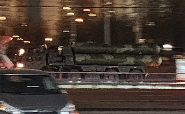 У москву вже звозять системи ППО, щоб прикривати парад на 9 травняНа фото - комплекс С-300/400, який був помічений у столиці р... - на we.ua