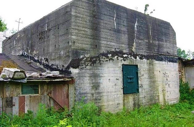 У 1942 році в лісовому масиві біля с. Гуйва недалеко від Житомира для рейхсфюрера СС Генріха Гіммлера спорудили ставку СС «Гегев... - на we.ua