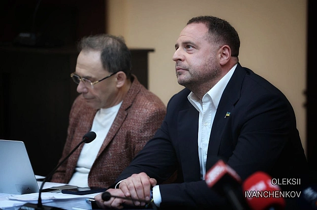 ⚖️ Суд оголосив перерву: рішення щодо Єрмака буде завтраСуддя Вищого антикорупційного суду пішов до нарадчої кімнати для прийн... - Репортер інформує on we.ua