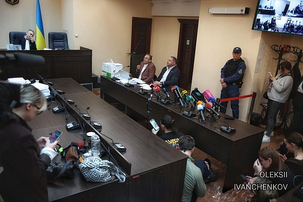 ⚖️ Суд оголосив перерву: рішення щодо Єрмака буде завтраСуддя Вищого антикорупційного суду пішов до нарадчої кімнати для прийн... - Репортер інформує on we.ua