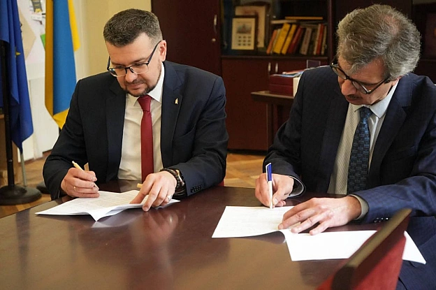 УІНП ТА УНІВЕРСИТЕТ МИТНОЇ СПРАВИ ТА ФІНАНСІВ УКЛАЛИ МЕМОРАНДУМ ПРО СПІВПРАЦЮДокумент підписали Голова Українського інституту ... - на we.ua