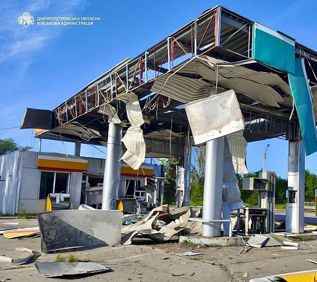 Понад 70 разів ворог атакував два райони Дніпропетровщини безпілотниками, артилерією та ракетамиЗагинув 38-річний чоловік. Пос... - UkraineNow on we.ua