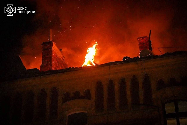 російські війська здійснили чергову атаку на Одесу із застосуванням ударних безпілотниківПостраждали 11-річний хлопець та 59-р... - на we.ua
