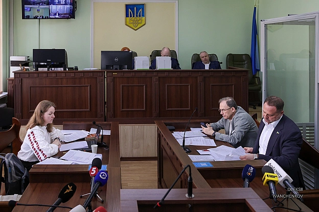 ⚖️ В Апеляційній палаті ВАКС розпочався розгляд скарги захисту Андрія ЄрмакаАдвокати ексголови ОП намагаються оскаржити ухвалу ... - Репортер інформує on we.ua