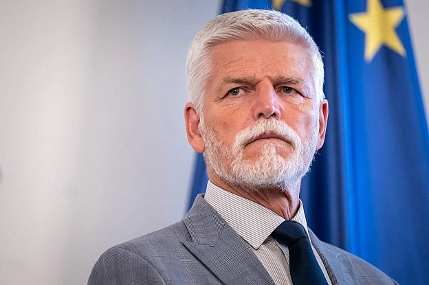 Президент Чехії Павел закликав НАТО «показати зуби» у відповідь на провокації росії на сході альянсуВін пропонує, зокрема, від... - на we.ua