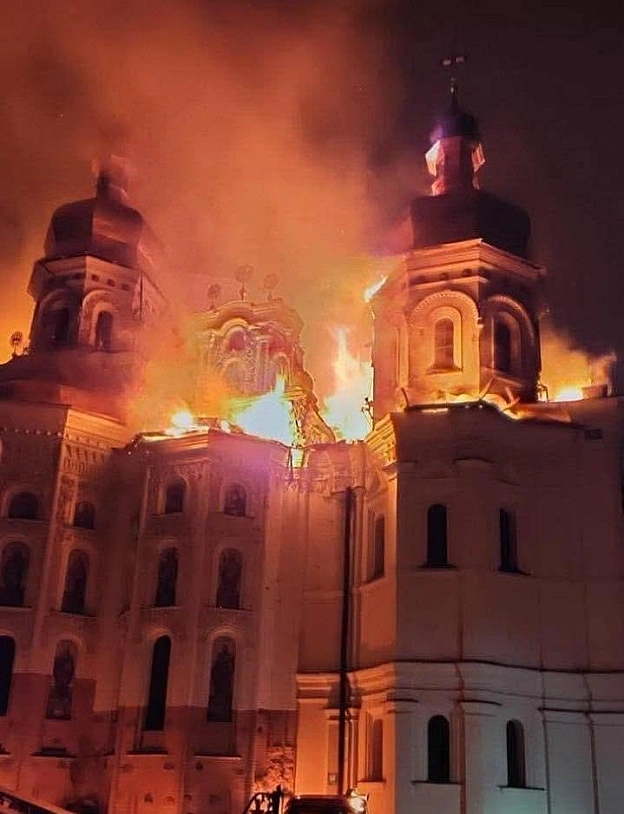 Сьогодні вночі в результаті масованого російського обстрілу пошкоджено, зокрема, Успенський собор Києво-Печерської Лаври.Обстр... - WAS на we.ua