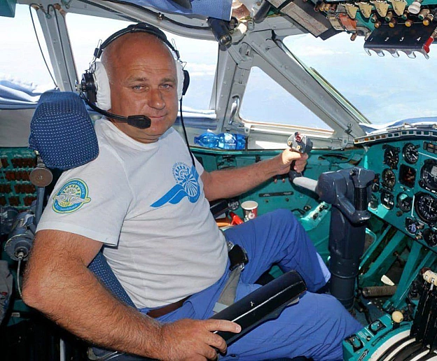 У авіакатастрофі на Хмельниччині загинув один з найкращих випробовувачів «Антонова» та 23-річний штурманМайор Богдан Загорульк... - UkraineNow на we.ua