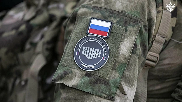 У літніх таборах окупанти продовжують готувати до війни молодь із луганського осередку центру військово-спортивної підготовки 