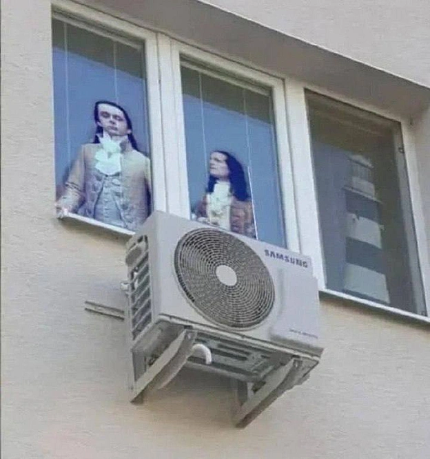 Баба і Кіт на we.ua
