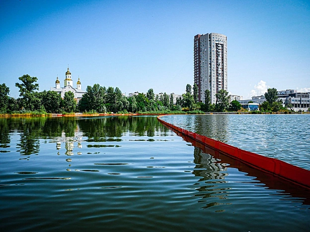 🟢 Другий тиждень безперервної роботи: у Києві продовжують очищати озеро Кирилівське після російської атакиМіські служби не при... - на we.ua