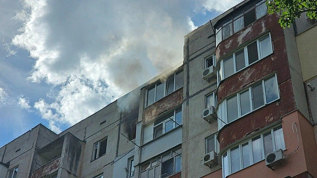 Нічні обстріли рф: у Херсоні двоє поранених, на Дніпропетровщині пошкоджено підприємства, пошту та АЗС Близько опівночі російс... - UkraineNow on we.ua