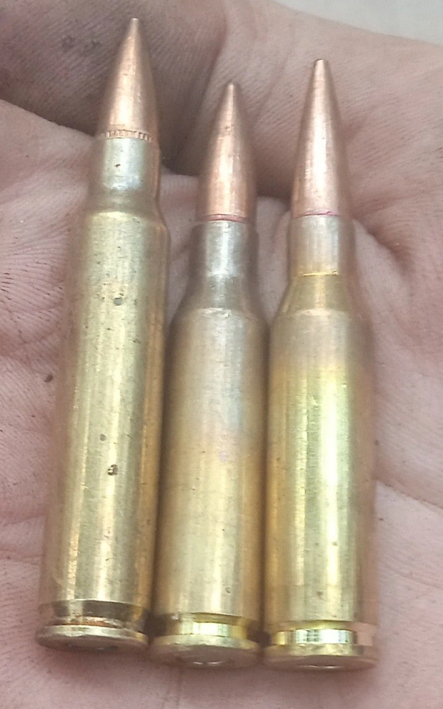 Як легко розрізнити патрони 5,45 та 5,56?Основна відмінність між ними це довжина гільзи - 39мм якщо це калібр 5,45 і 45мм якщо... - на we.ua
