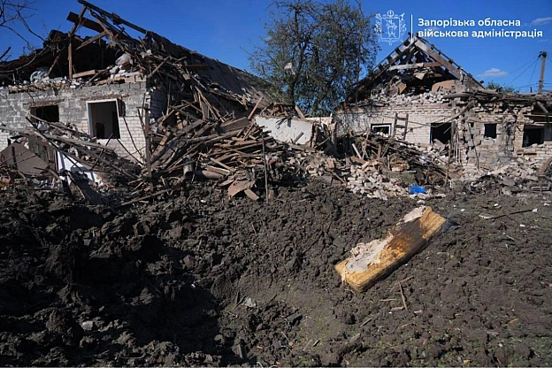 П\'ять людей, в тому числі дві дитини, поранені внаслідок ворожої атаки на Запоріжжя\