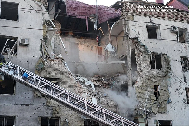 У Запоріжжі під завалами будинку знайшли тіло 11-річної дівчинкиКількість загиблих зросла до трьох. Поранень дістала 41 людина... - на we.ua
