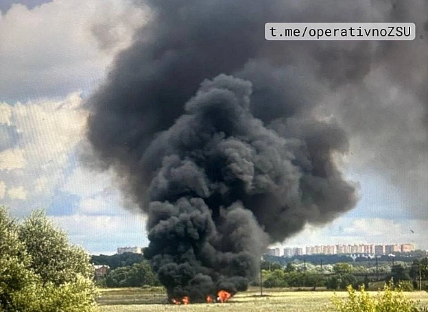 У Підмосковʼї розбився військовий літакПопередньо, за даними російських пабліків, це - сучасний винищувач Су-57.Пілот катапу... - на we.ua