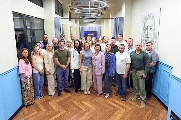 🤝🏻 Майбутнє Дія.City та пріоритети Мінцифри: перша зустріч міністерки Оксани Ферчук із tech-бізнесомМіністерка Оксана Ферчук т... - на we.ua