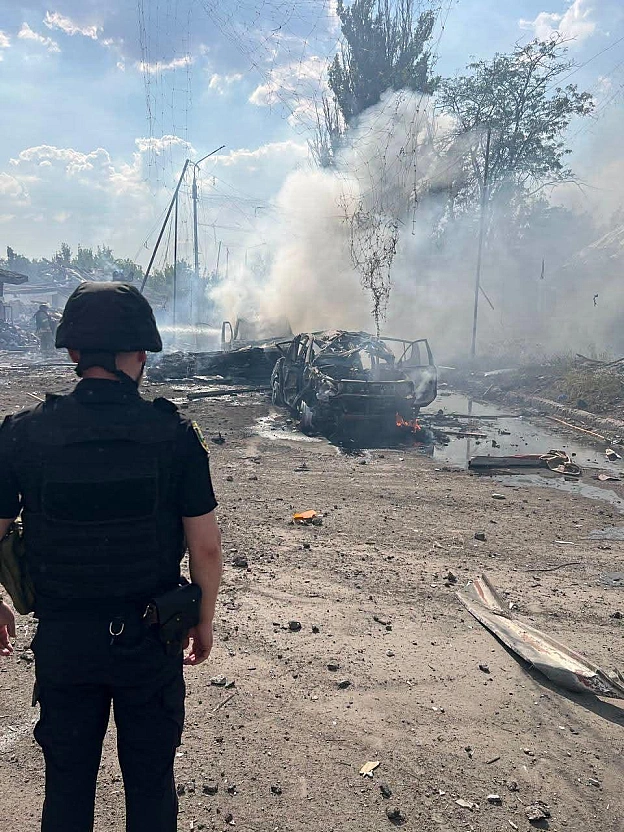 російські війська завдали удару по Слов’янську на Донеччині із реактивної системи залпового вогнюЗа даними місцевої влади, рос... - на we.ua
