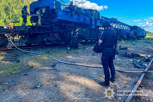 росія продовжує терор - звіти ОВА за ніч▪️У Черкаській області внаслідок нічної атаки ворожого безпілотника пошкоджено житлови... - UkraineNow на we.ua