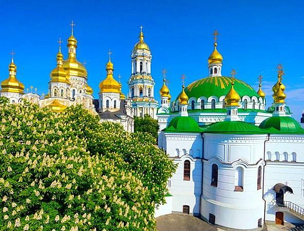 Києво-Печерській лаврі — 975 роківУ Києві у день Успіння Пресвятої Богородиці, відзначили 975-річчя Києво-Печерської лаври — о... - на we.ua