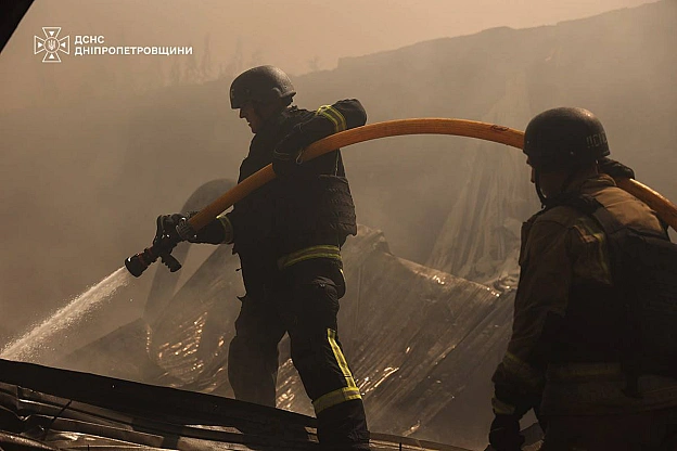 Сьогодні росіяни понад 50 разів атакували ДніпропетровщинуПостраждали 17 людей, серед них – 12-річний хлопчик, - МВС.Пошкодж... - на we.ua