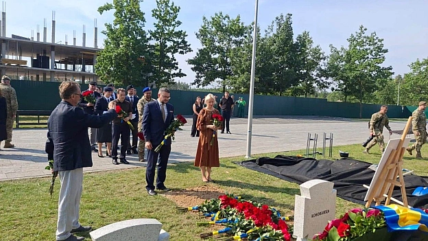 ЄВГЕНА КОНОВАЛЬЦЯ ПЕРЕПОХОВАЛИ НА НАЦІОНАЛЬНОМУ ВІЙСЬКОВОМУ КЛАДОВИЩІПолковника Армії УНР, командира Січових Стрільців, заснов... - на we.ua