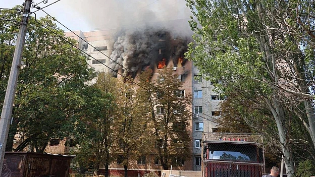 росіяни вісім разів атакували КАБами житлові будинки у Краматорську. 24 людини постраждали, серед них - двомісячне немовля▪️У ... - на we.ua