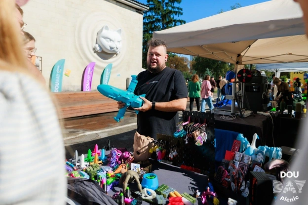 🔥 ДрукАрмія на DOU Day Picnic 20265 вересня ми знайомили гостей із «ДрукАрмією», показували наші вироби та 3D-друк наживо. Бул... - на we.ua