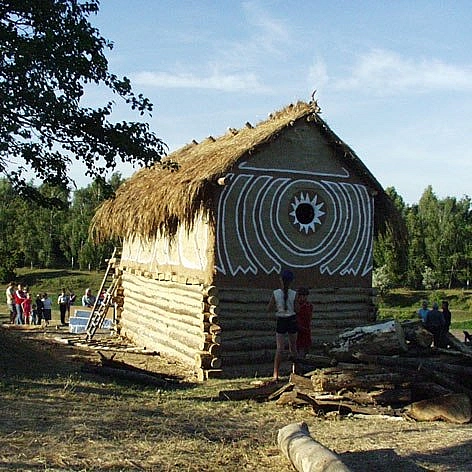 На Черкащині починають відтворювати перше житло майбутнього трипільського парку. 12 вересня під час фестивалю «Трипільська тол... - на we.ua