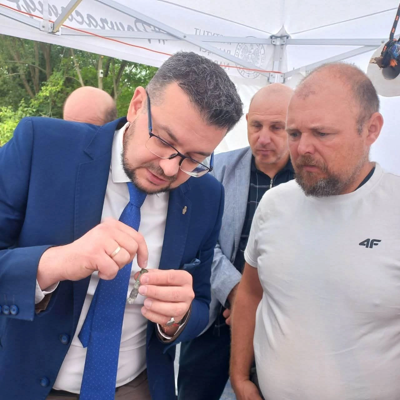 ГОЛОВА УІНП ВІДВІДАВ ЕКСГУМАЦІЙНІ РОБОТИ НА ГОЛОСКІВСЬКОМУ КЛАДОВИЩІ У ЛЬВОВІГолова Українського інституту національної пам’ят... - на we.ua