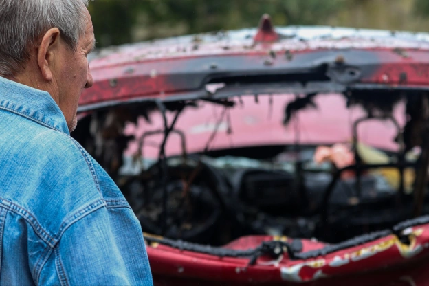 Нічний обстріл Подолу: наслідки руйнувань 💔​Подільський район столиці після чергової комбінованої атаки.* ​Пошкоджений фасад ... - на we.ua