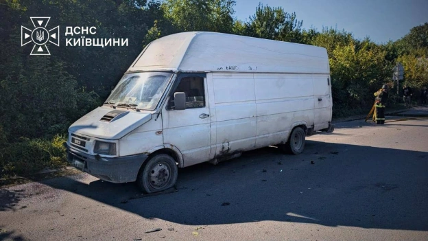 У Вишневому на Київщині дрон впав на проїжджу частину. Одна людина загинула, троє постраждали.Пошкоджені пʼять авто.▪️Внаслі... - на we.ua