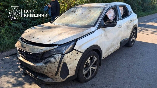 У Вишневому на Київщині дрон впав на проїжджу частину. Одна людина загинула, троє постраждали.Пошкоджені пʼять авто.▪️Внаслі... - на we.ua