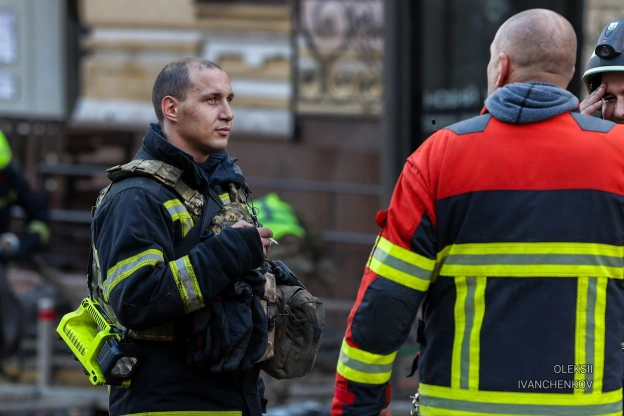 Влучання в медичний центр «Добробут» у КиєвіУнаслідок ворожого удару пошкоджено медичний центр «Добробут» на вулиці Антоновича... - на we.ua