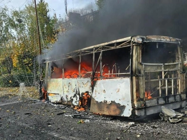 У Краматорську одним авіаударом росіяни вбили 30 цивільних - Баба і Кіт на we.ua