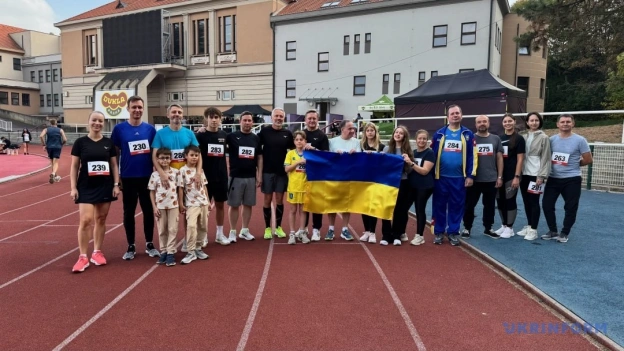 ДрукАрмія — це люди, технології й солідарність, що працюють для України далеко за її межами.У Празі відбувся благодійний забіг... - на we.ua