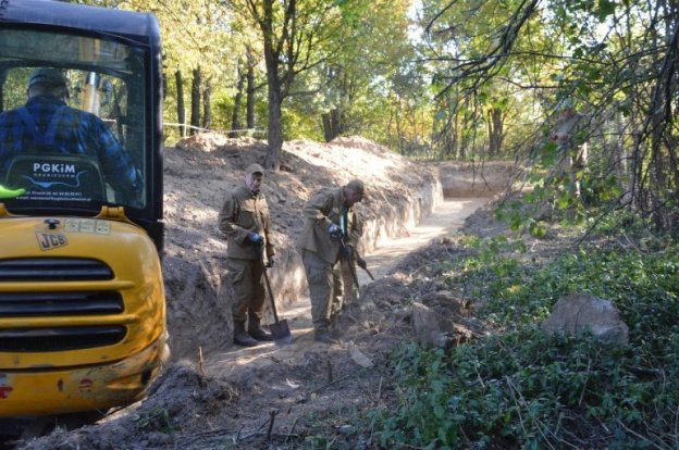У Польщі українська пошукова експедиція виявила останки близько 30 жертв масового вбивства українців, скоєного польськими збройн... - на we.ua
