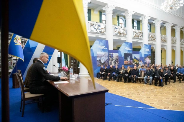 Віталій Кличко: Також на Колегії обговорили питання про відновлення багатоквартирних будинків Києва, пошкоджених атаками ворога... - на we.ua