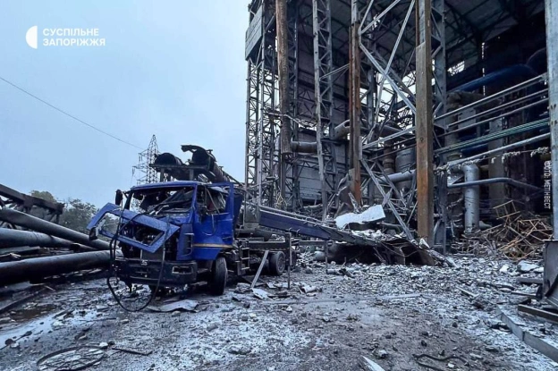 росіяни випустили шість балістичних ракет по «Запоріжсталі»Це вже п\'ята масована атака на комбінат із серпня - загалом по ньо... - на we.ua