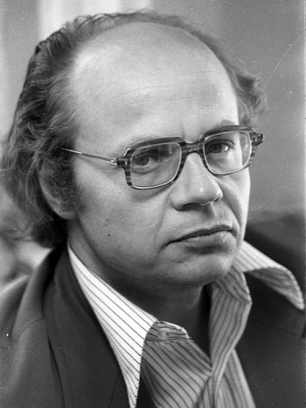 “Поколінням, які прийдуть після мене, я би хотів сказати, що життя — це найдивовижніша штука, яка трапилася в їхньому житті. Ви ... - на we.ua