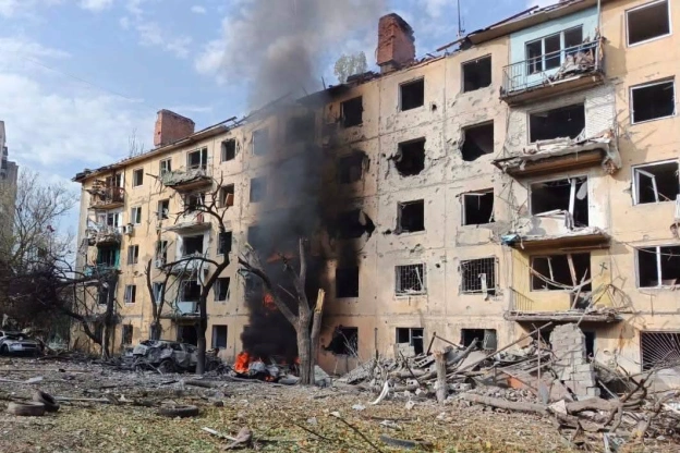 У Краматорську внаслідок російського удару загинули троє працівників ТЕЦУ момент удару комунальники перевіряли теплові мережі ... - на we.ua