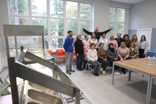 Віталій Кличко: Перевірив капітально відремонтоване укриття в одній зі шкіл у Солом\'янському районі столиці. Раніше у цьому схо... - на we.ua