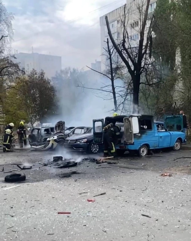 У Кременчуці також двоє загиблих внаслідок російського удару по двору багатоповерхівкиКількість травмованих зросла до 11. Сере... - на we.ua