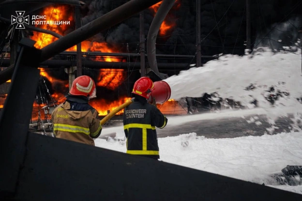 Після російських ударів складна ситуація з електропостачанням. Без електрики близько 200 тисяч родин у Дніпрі та понад 80 тисяч ... - на we.ua